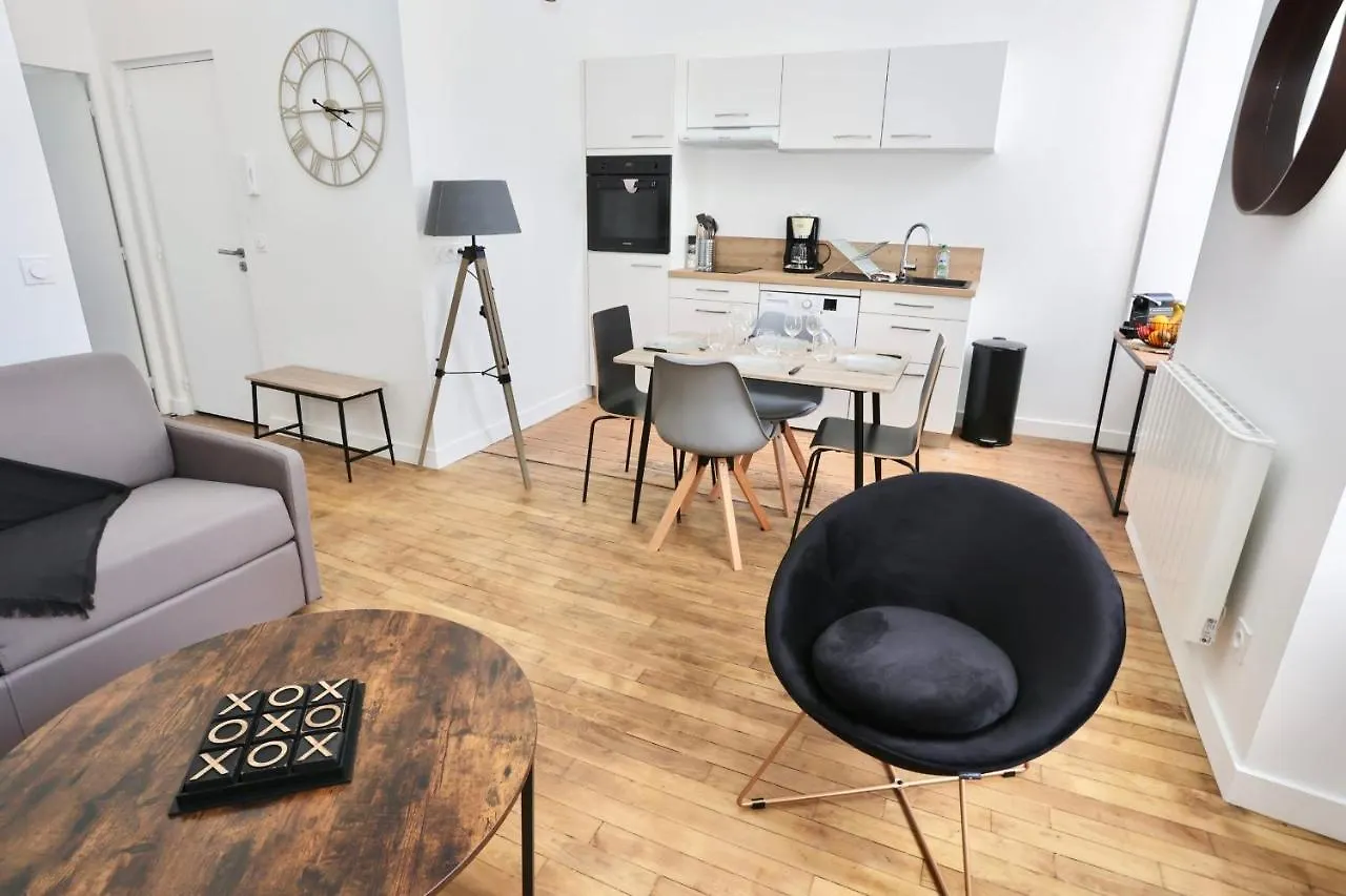 Апартаменты Napoleon Gare 6 T2 1Er Etage Bylocly Понтиви
