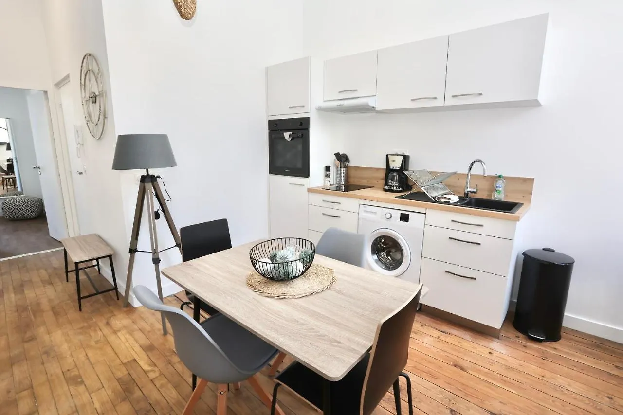 Napoleon Gare 6 T2 1Er Etage Bylocly Apartment Pontivy France