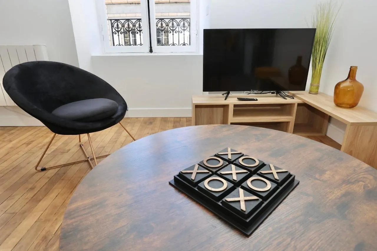 Napoleon Gare 6 T2 1Er Etage Bylocly Apartment Pontivy France