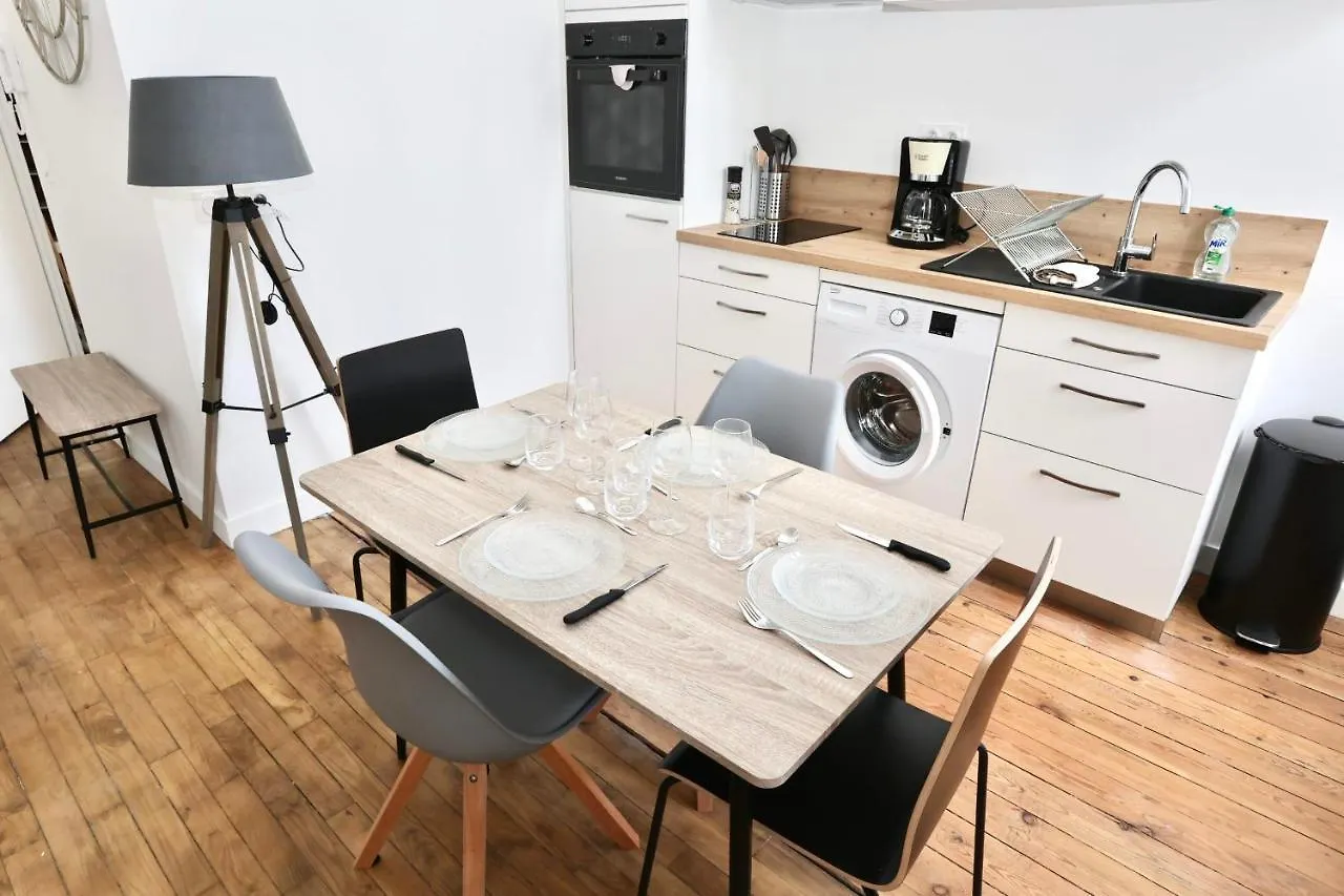 Napoleon Gare 6 T2 1Er Etage Bylocly Apartment Pontivy